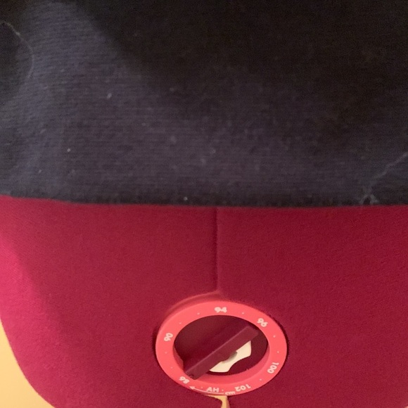 WOMENS NIKE HERITAGE “Plush Velvet'' PULLOVER HOODIE NWOT 🔴 - Picture 7 of 15